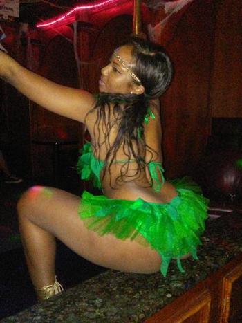, 24  female escort, Dallas