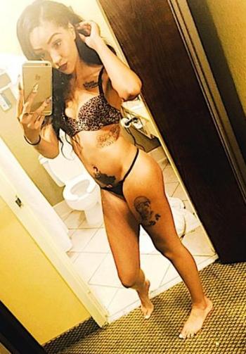 , 22 Latino/Hispanic female escort, Dallas