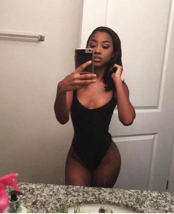 , 23  female escort, Dallas