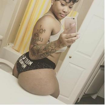 , 21 African American female escort, Dallas