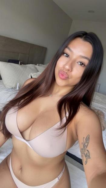 702-292-8402, 26  female escort, Dallas