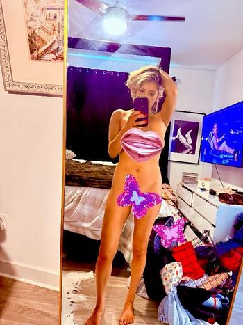 682-327-4989, 33  female escort, Dallas