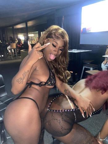 Tinyy, 21  female escort, Dallas