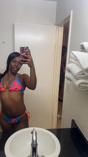 Coco, 28  female escort, Dallas