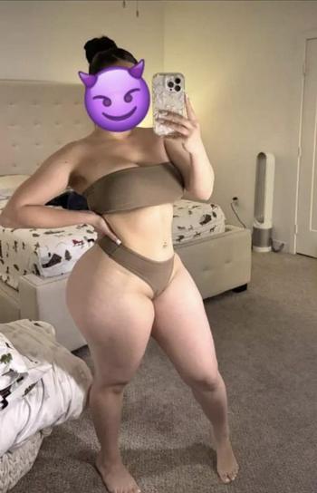 Catalina, 27  female escort, Dallas