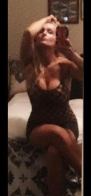 2148149974, female escort, Dallas